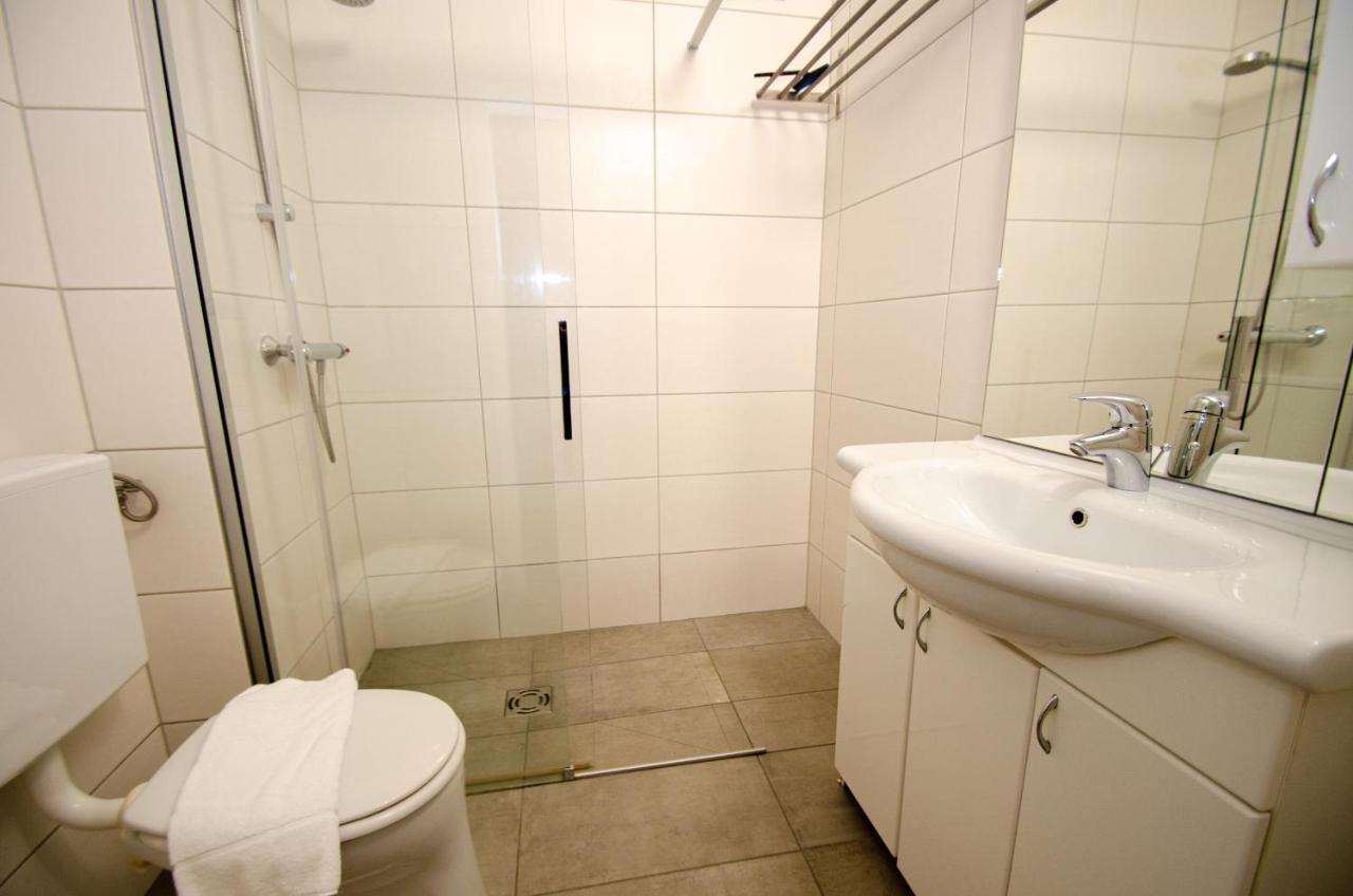 Low Budget Apartment Kitz 10 Kaprun Esterno foto